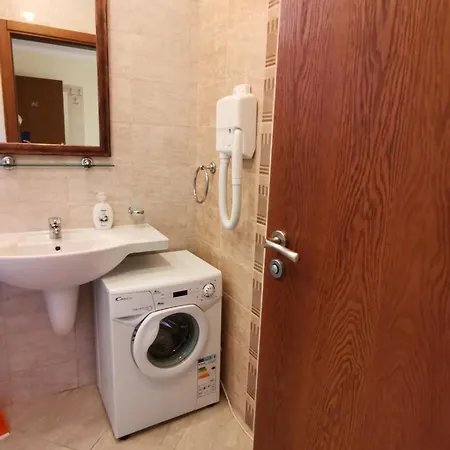 Quiet With Big Terrace In Santa Marina With Parking Apartament Sozopol
